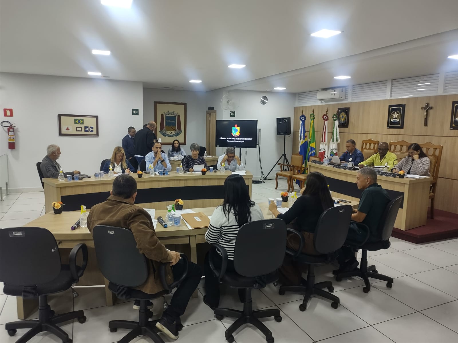 Vereadores aprovam obrigatoriedade de canais de denúncia contra violência doméstica nos sites da Prefeitura e da Câmara